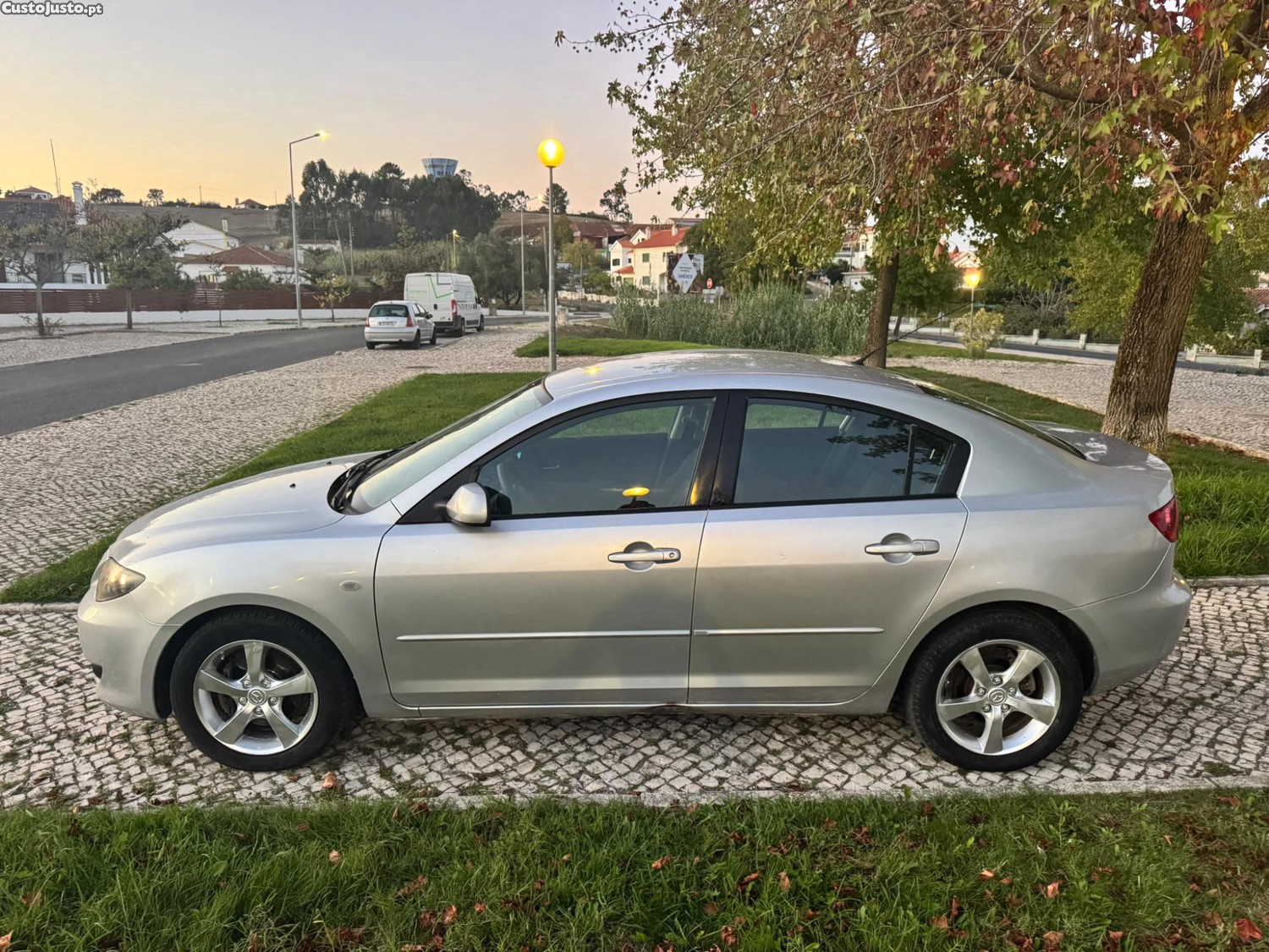Mazda 3 Ano 2004 - 04 — photo 5