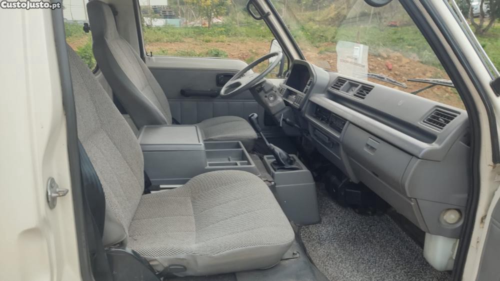 Isuzu Midi ... — photo 3