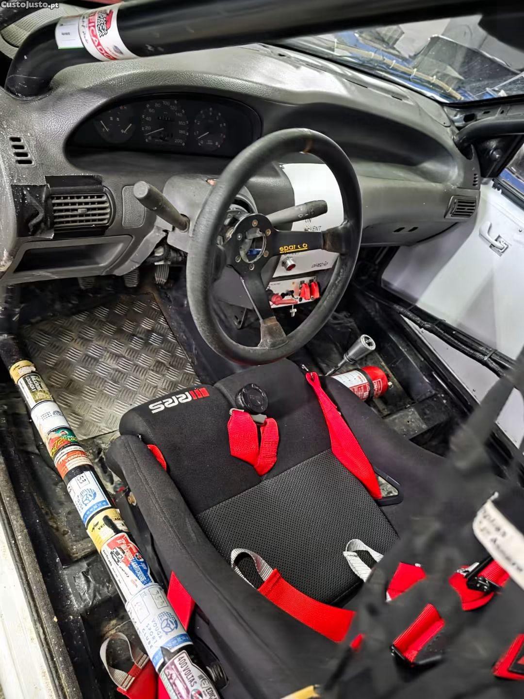 Fiat Punto 85 16v de competição - 97 — photo 3