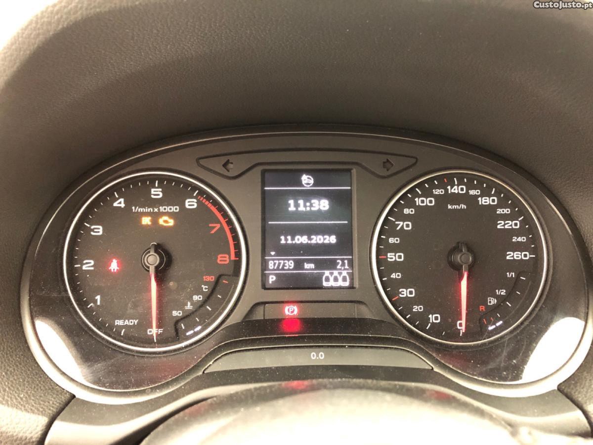 Audi Q2 35 TFSI Sport S tronic — fotografia 4