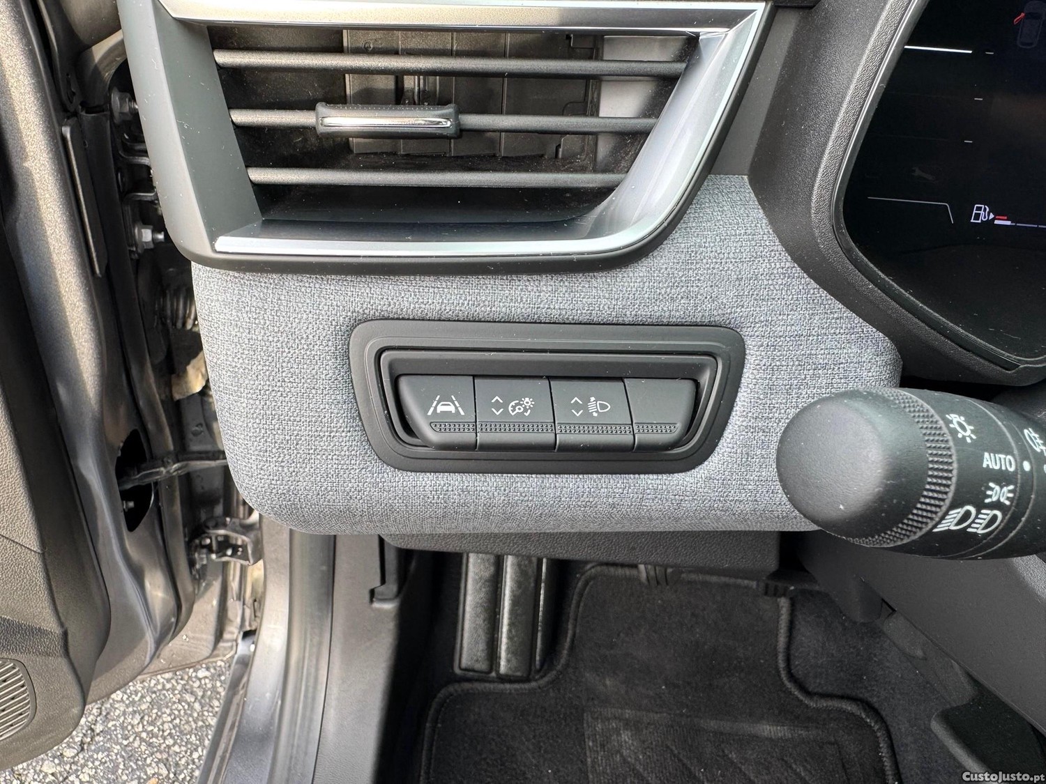 Renault Clio 1.0 TCe Evolution — fotografia 7