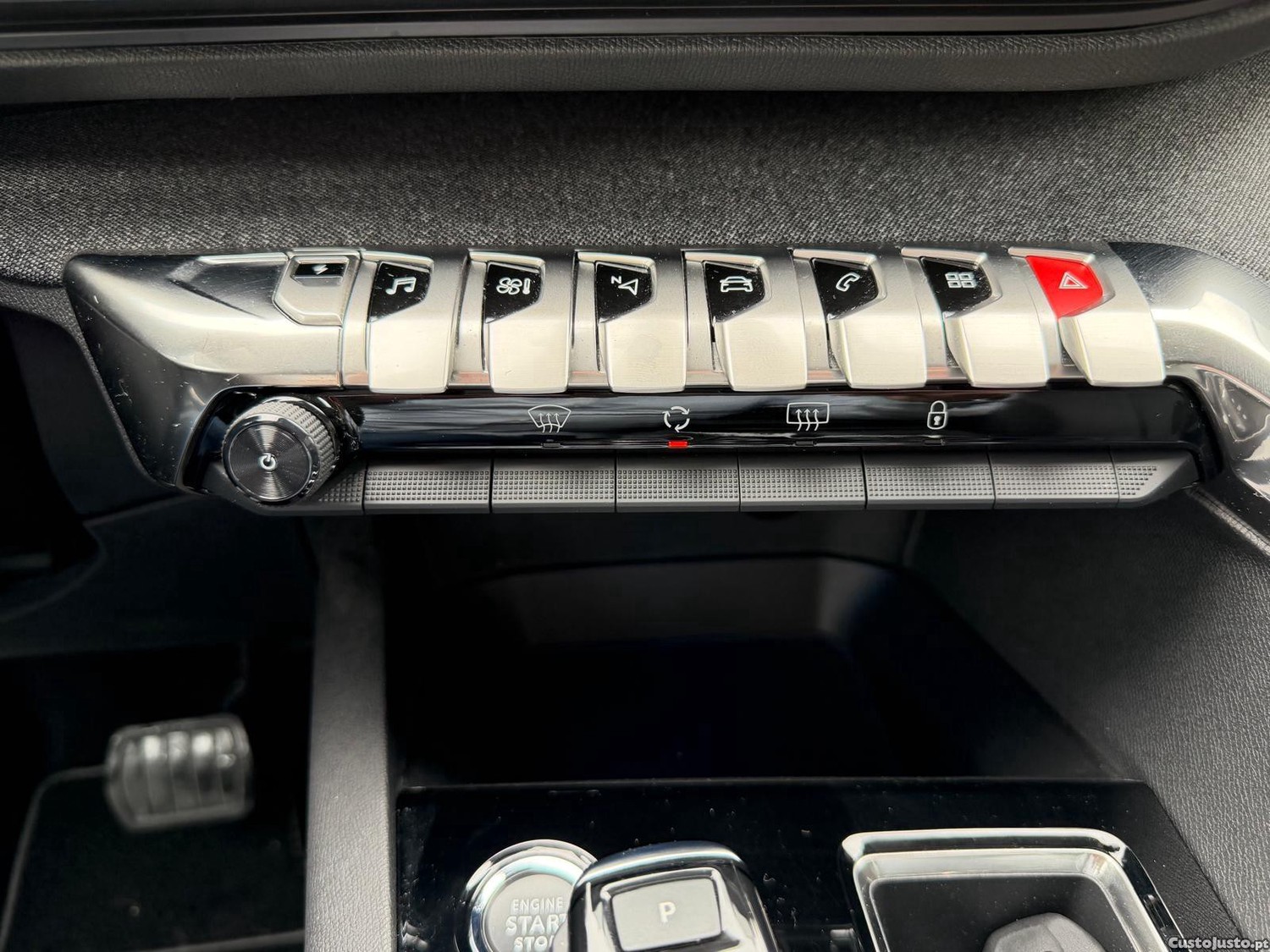 Peugeot 3008 1.6 Hybrid Allure e-EAT8 — fotografia 3