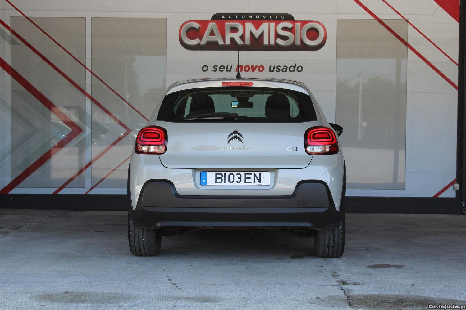 Citroën C3 1.2 PureTech Plus - 24 — photo 4
