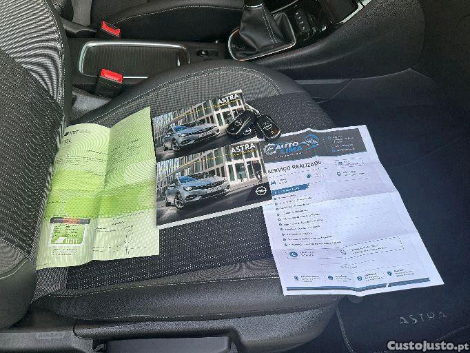 Opel Astra SPORTS TOURER — fotografia 4