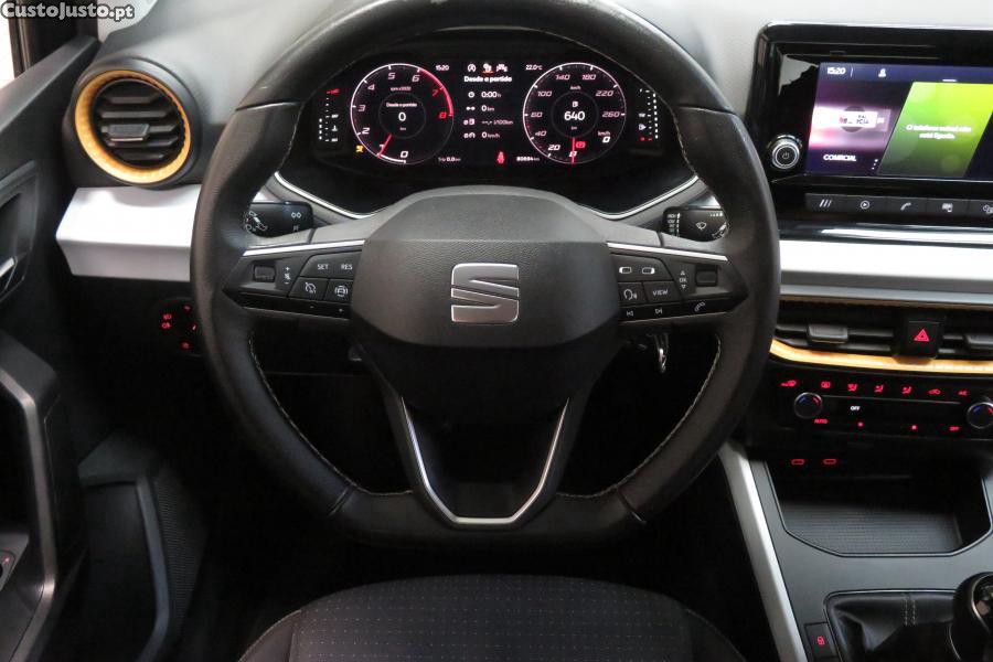 SEAT Arona 1.0 TSI Style — fotografia 20