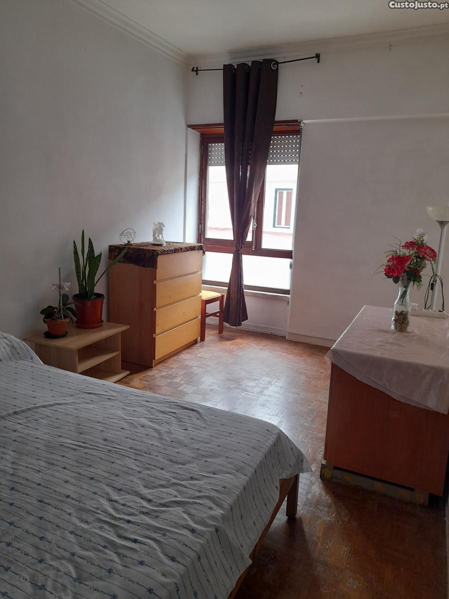 Quarto para senhoras e Raparigas