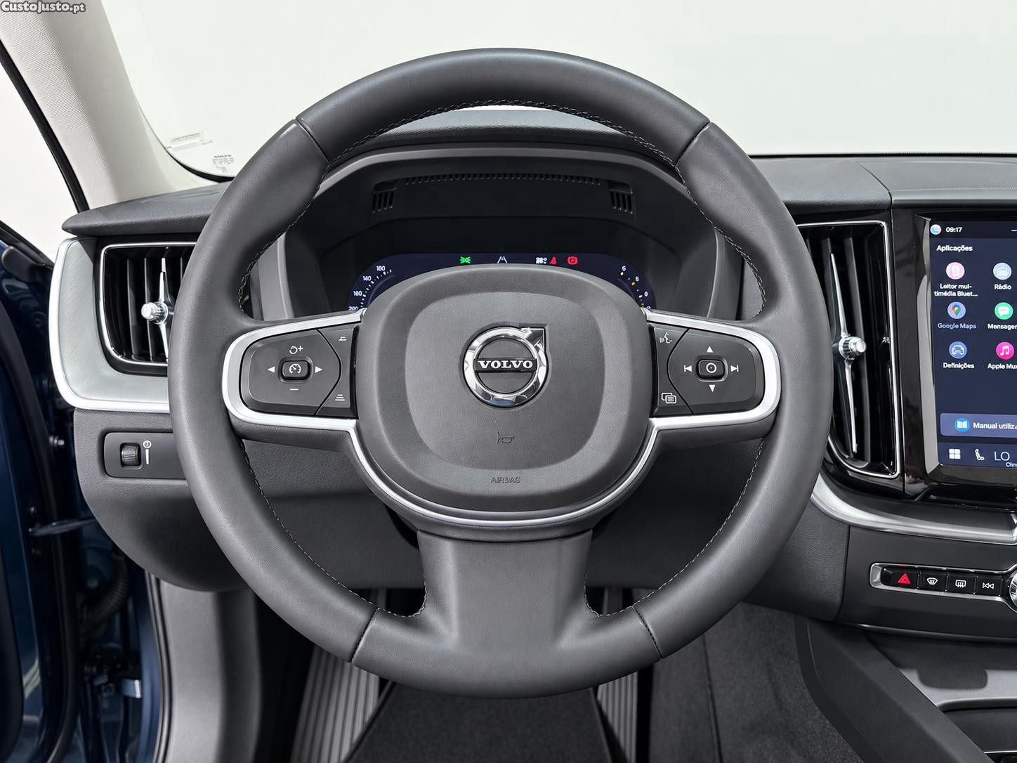 Volvo XC 60 2.0 B4 MOMENTUM 197 CV - NACIONAL - 112997 KM — fotografia 18