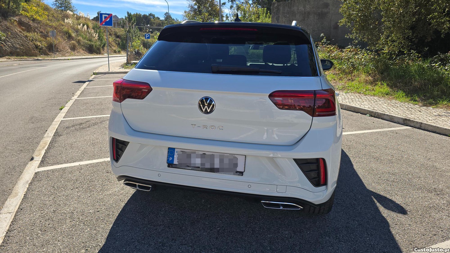 VW T-Roc 2.0 TDI 150 R-LINE DSG - 24 — photo 2