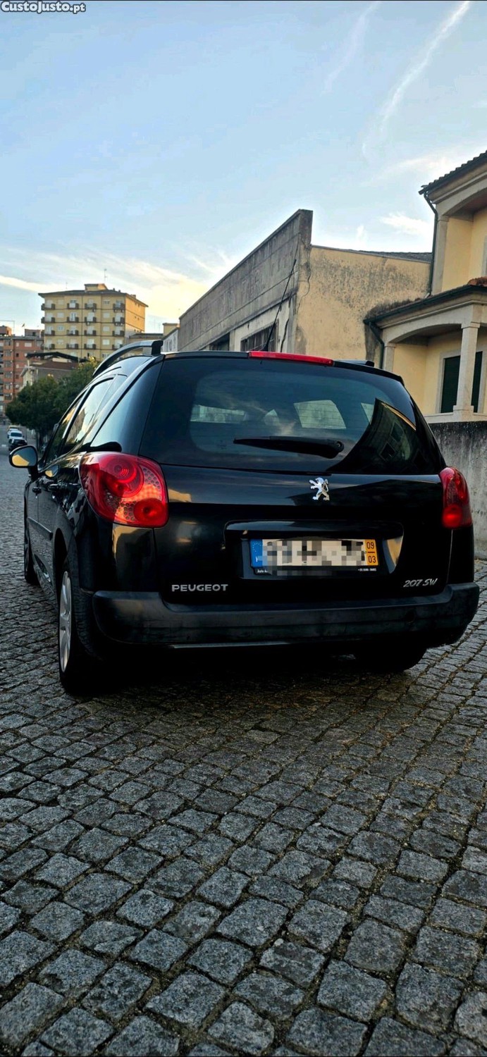 Peugeot 207 sw - 09 — photo 4