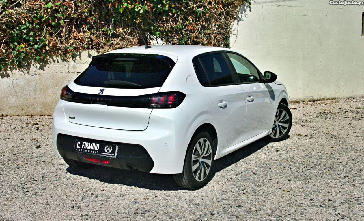 Peugeot 208 1.5 bluehdi allure — fotografia 17