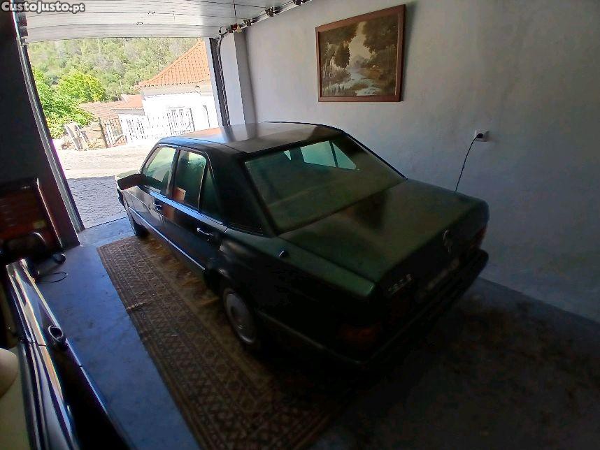 Mercedes-Benz 190 1.8 gasolina — fotografia 10