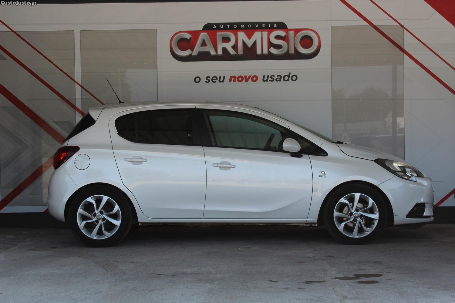 Opel Corsa 1.2 120 Anos — fotografia 13