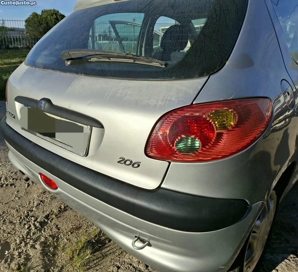 Peugeot 206 1.1 i (44 kW / 60 cv) [09.1998 - 02.2007] - 01 — photo 4