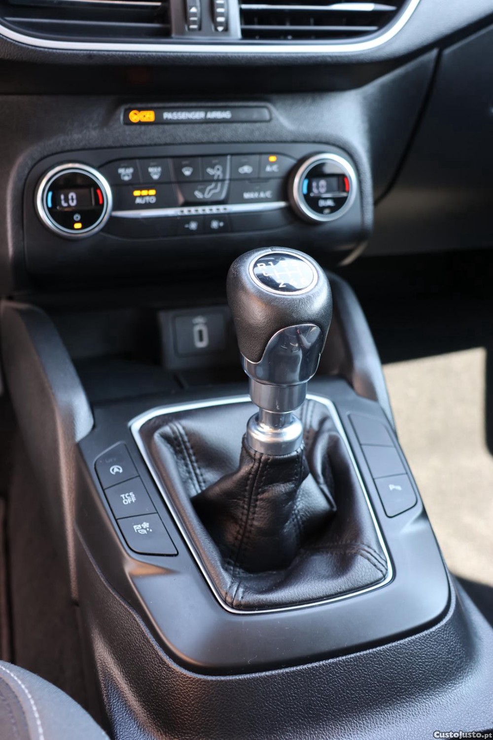 Ford Focus Titanium — fotografia 4
