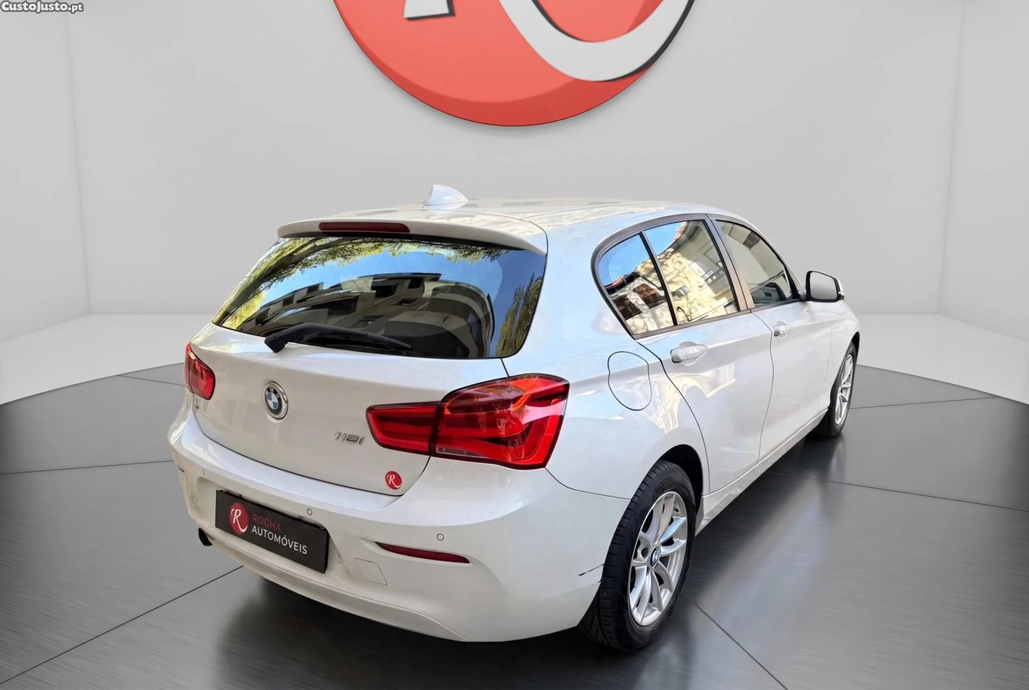 BMW 118 1 er 118i - 19 — photo 4