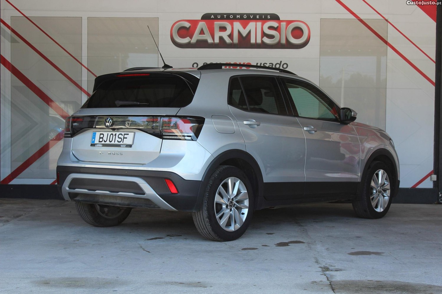 VW T-Cross 1.0 TSI Urban - 24 — photo 3