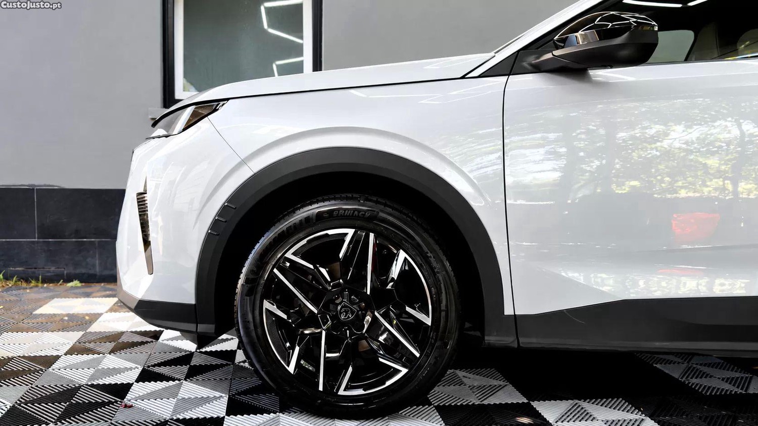 Peugeot 3008 1.2 hybrid allure e-dcs6 - 26 — photo 4
