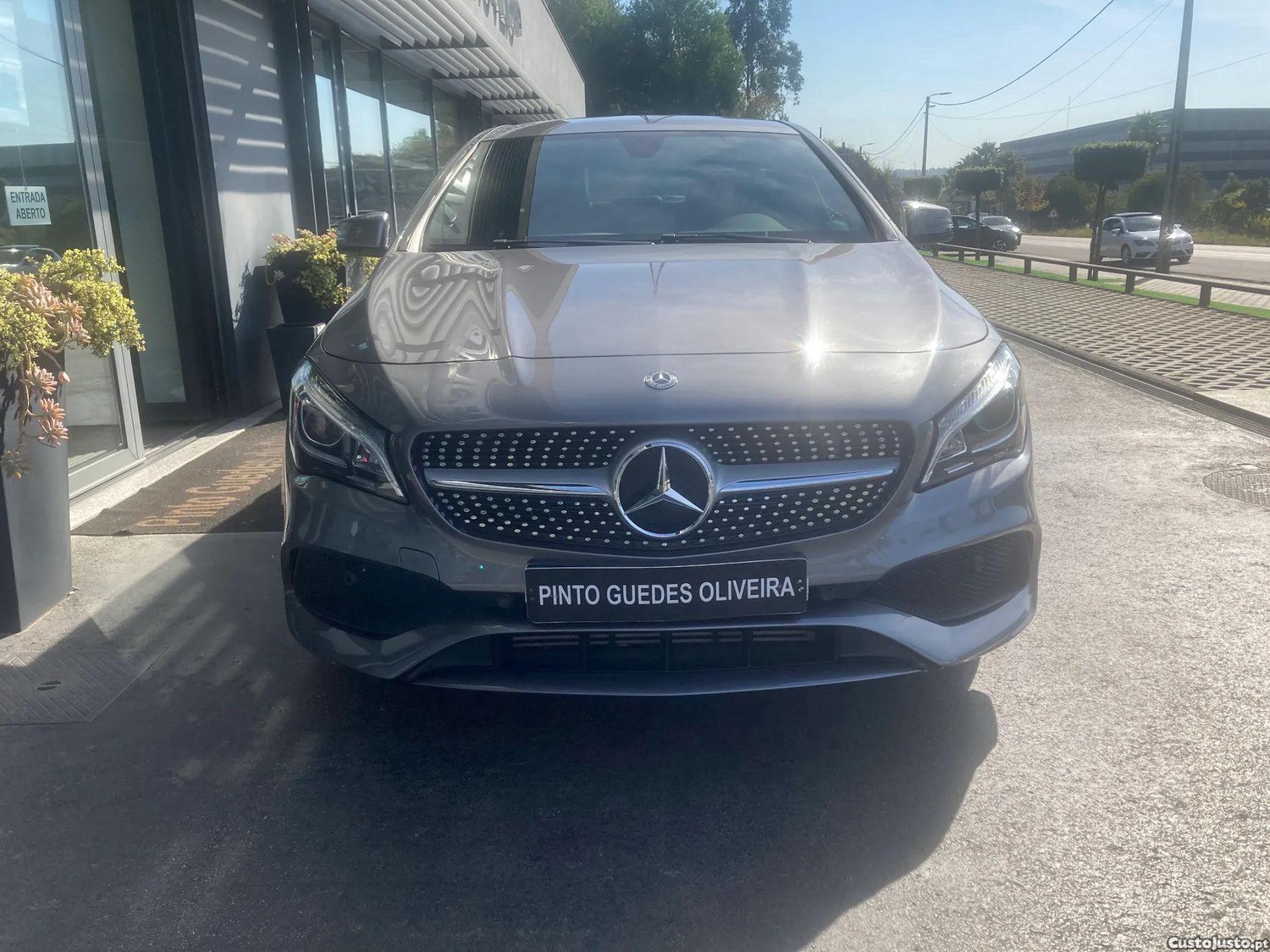 Mercedes-Benz CLA 200 d AMG Line Aut. - 18 — photo 2