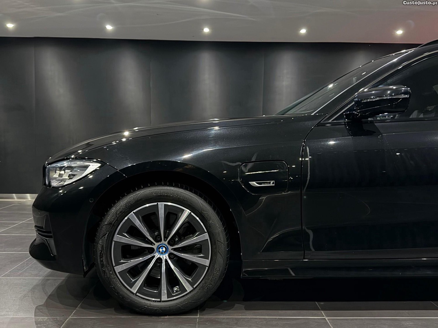 BMW 320 e Line Sport Auto - 22 — photo 3
