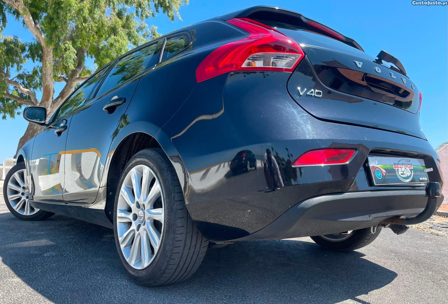 Volvo V40 1.6 D2 Summum Eco — fotografia 12