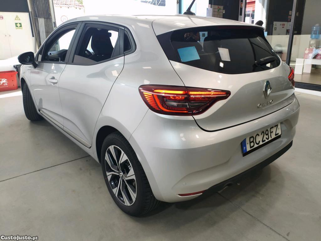 Renault Clio 1.0 TCe Evolution Bi-Fuel 101cv — photo 5