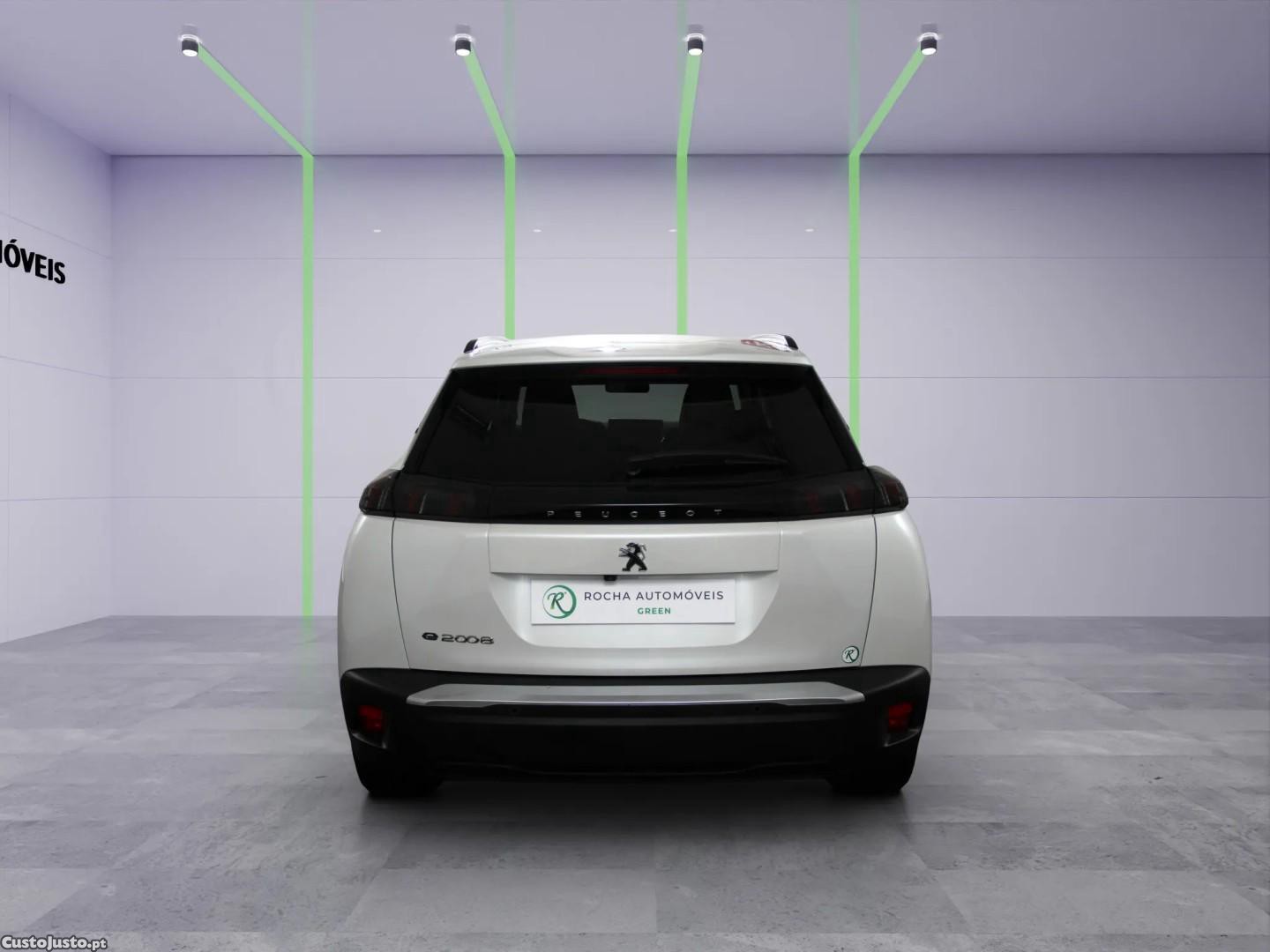 Peugeot e-2008 50 kWh Allure - 23 — photo 4