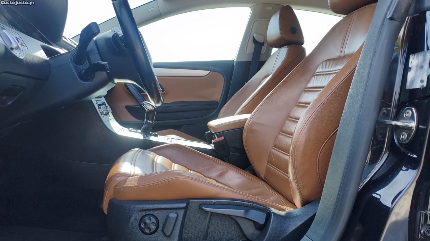 VW Passat CC 2.0 TDI 140cv DSG - 09 — photo 5