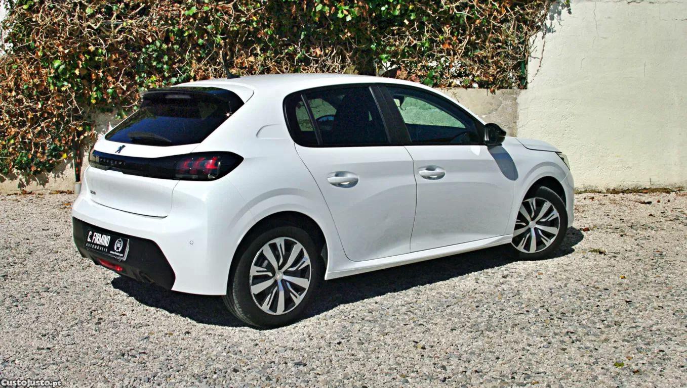 Peugeot 208 1.5 bluehdi allure — fotografia 18