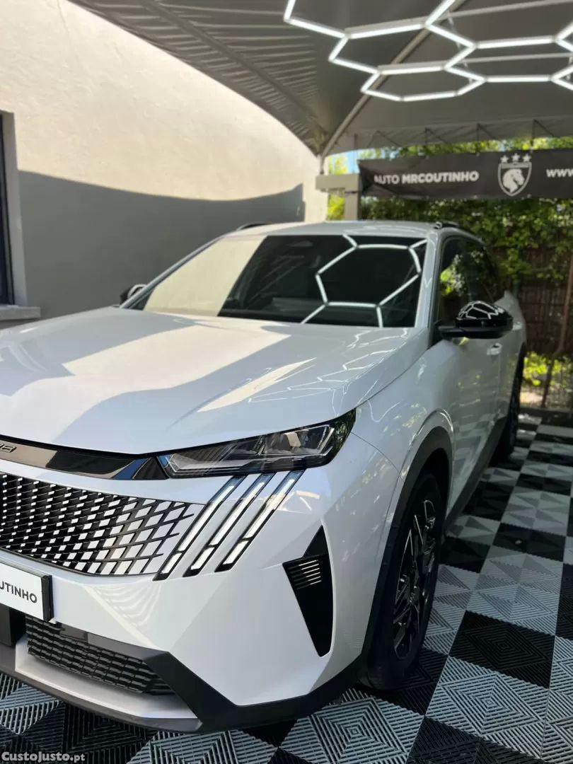 Peugeot 5008 1.2 hybrid allure e-dcs6 - 25 — photo 3