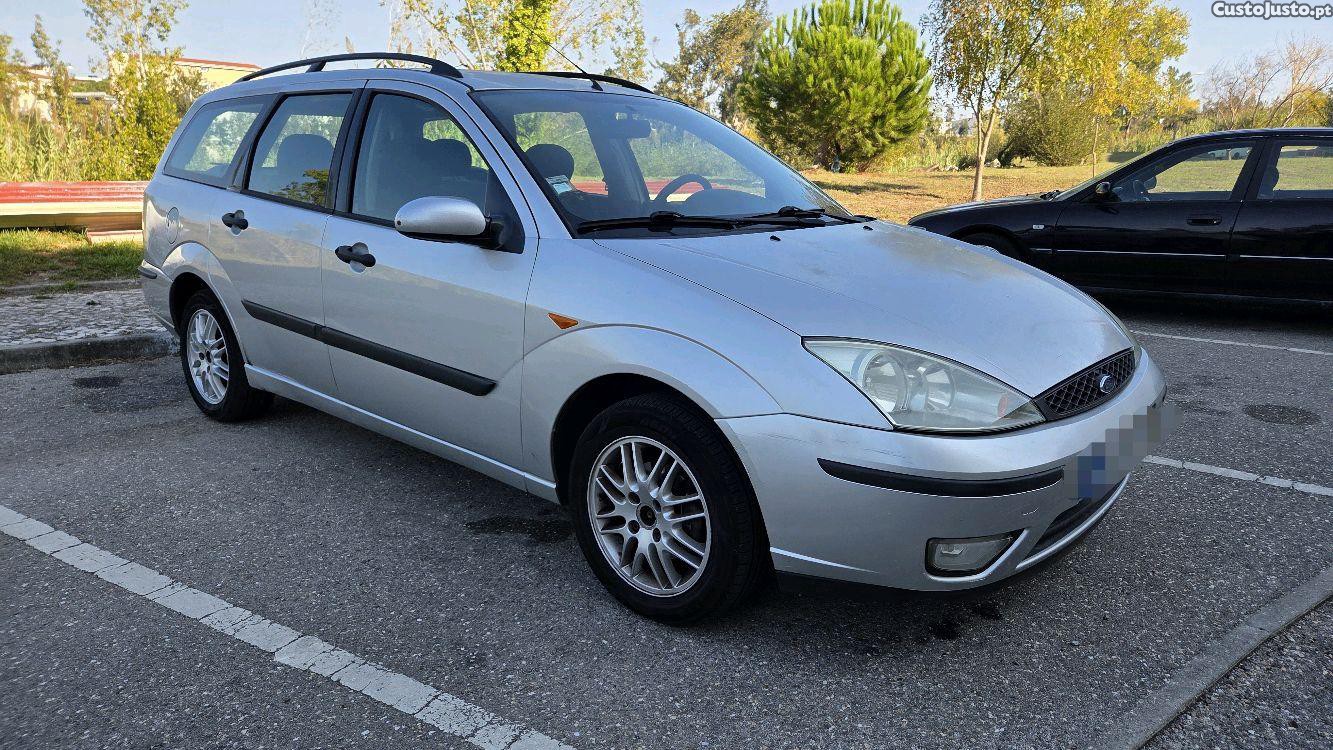 Ford Focus 1.4 16v SW 2002 - 02 — photo 2
