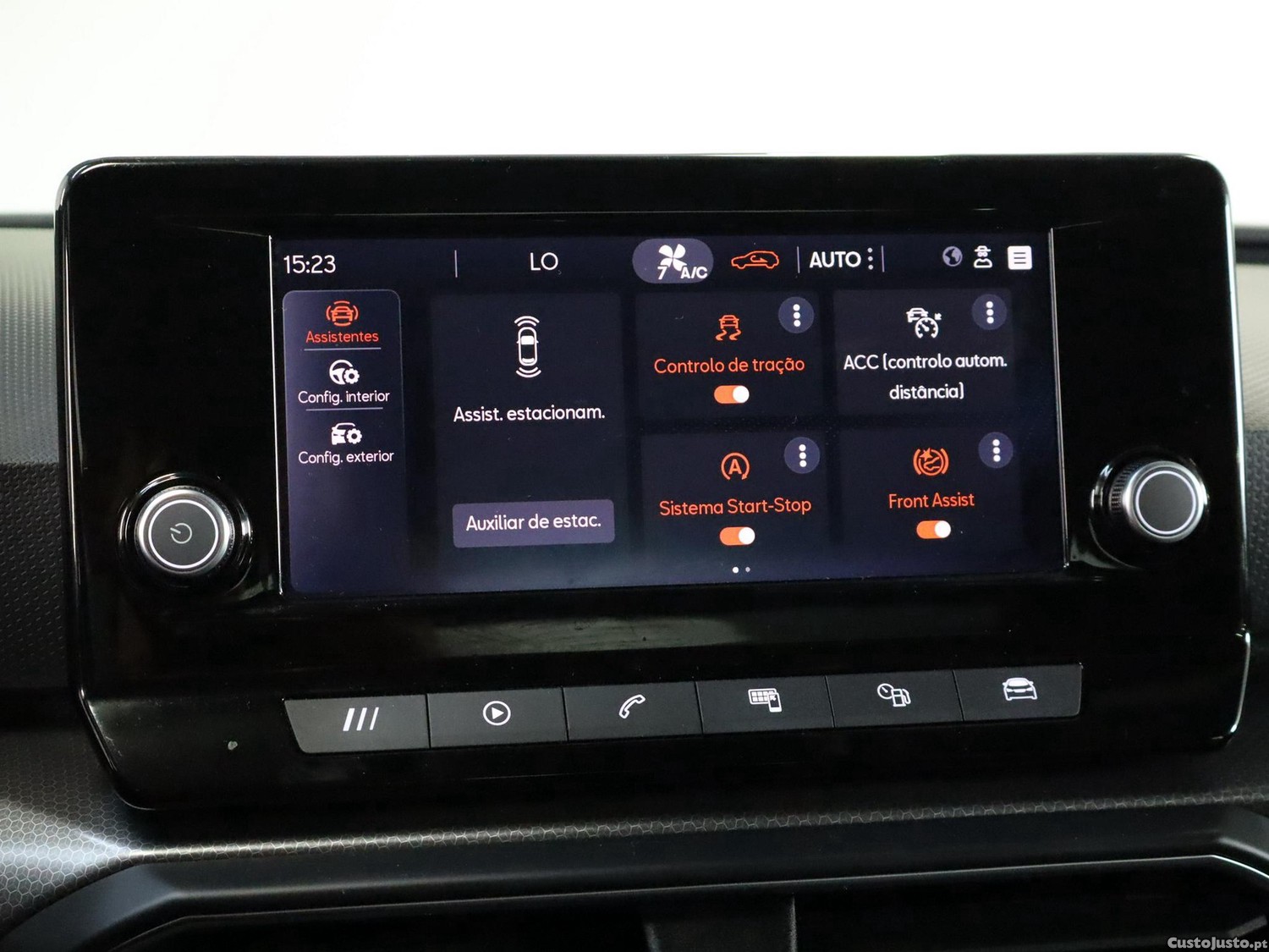 SEAT Leon 2.0 TDI Style — fotografia 4