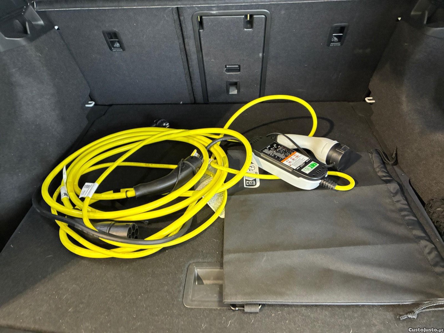 VW ID.4 77 kWh Pro Life Max - 25 — photo 5
