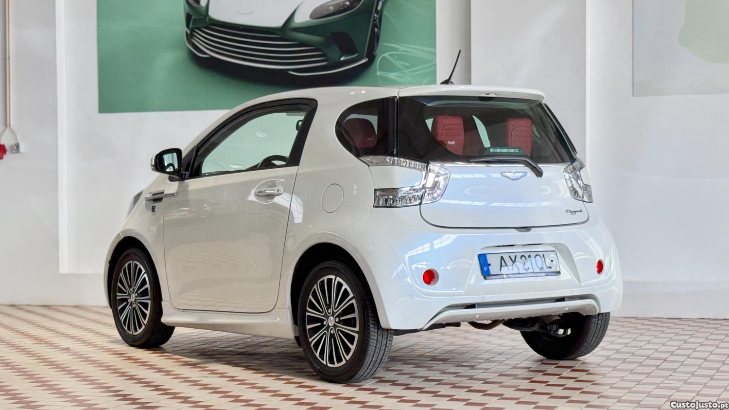 Aston Martin Cygnet CVT - 11 — photo 3