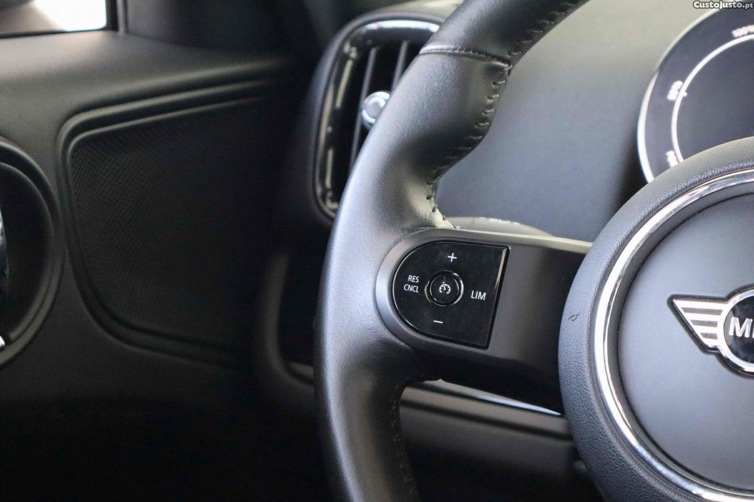 MINI Countryman Cooper SE ALL4 Northwood Edition Auto — fotografia 11
