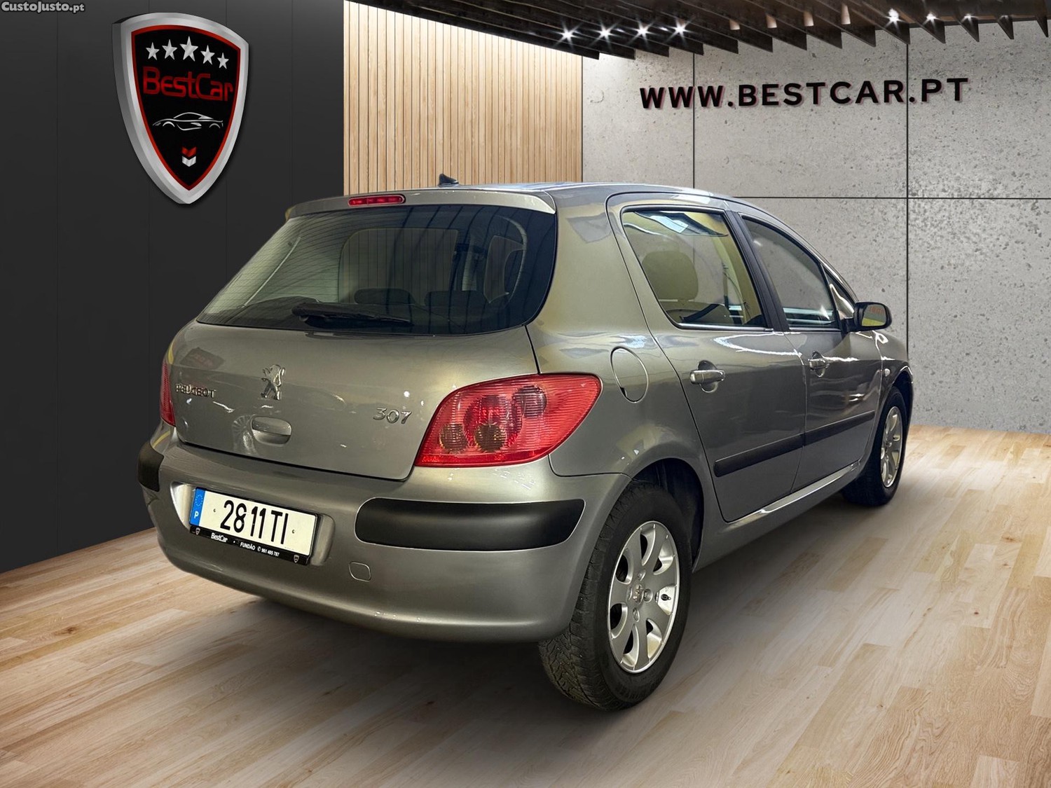 Peugeot 307 1.4 - 02 — photo 3