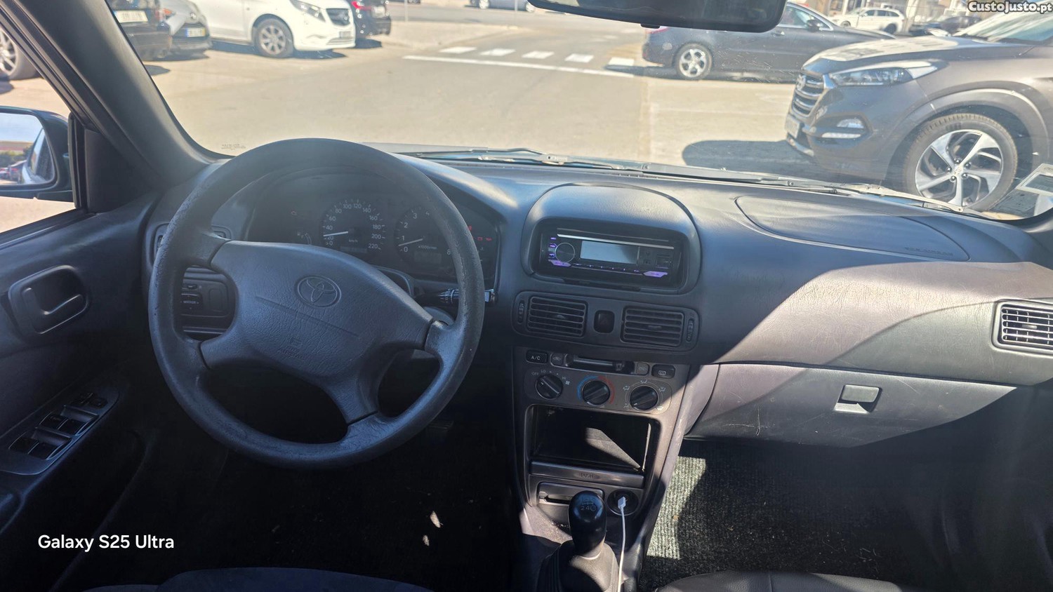 Toyota Corolla 1.3 1999 - 99 — photo 2