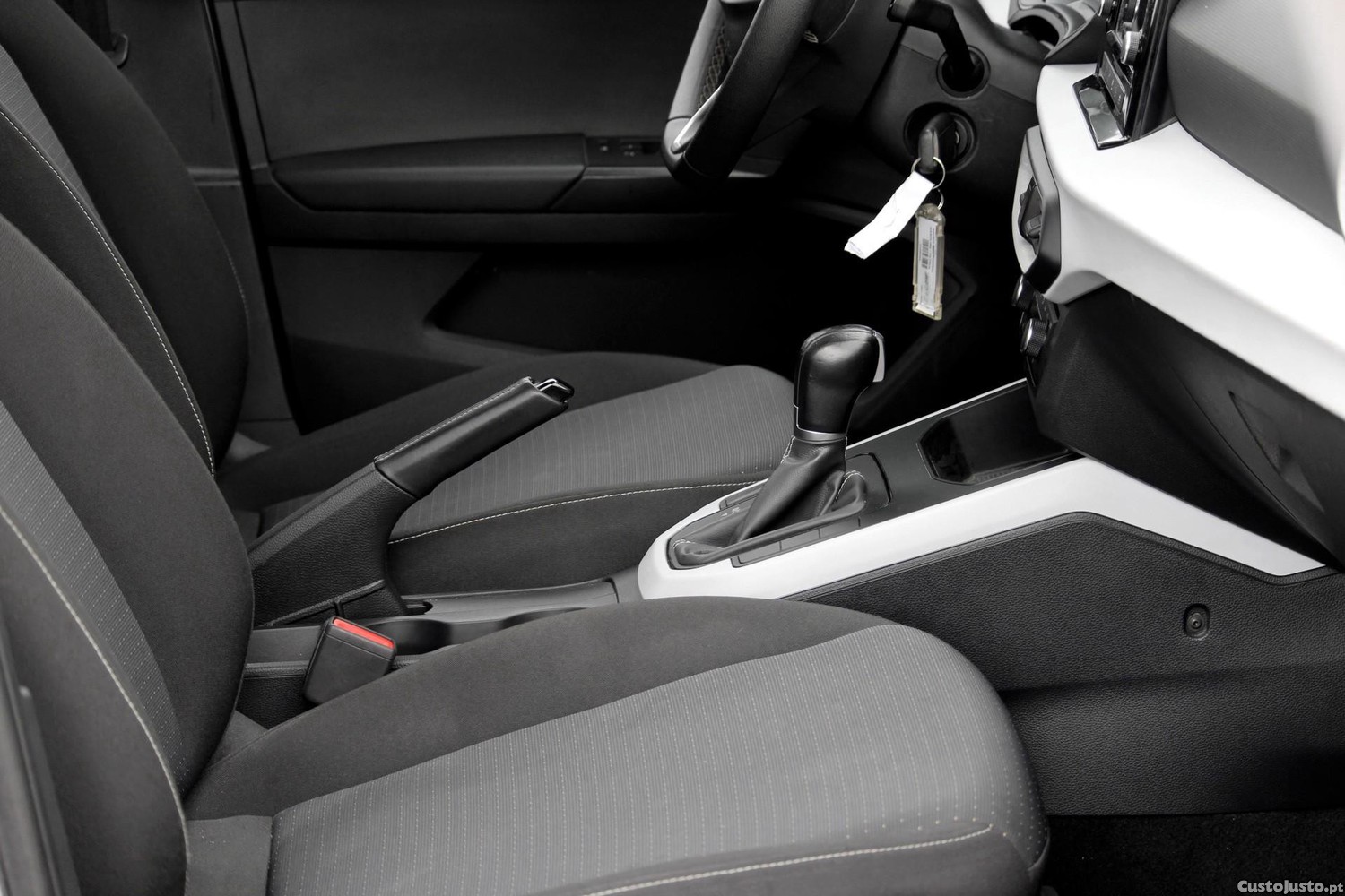 SEAT Arona 1.0 TSI Style DSG — fotografia 12