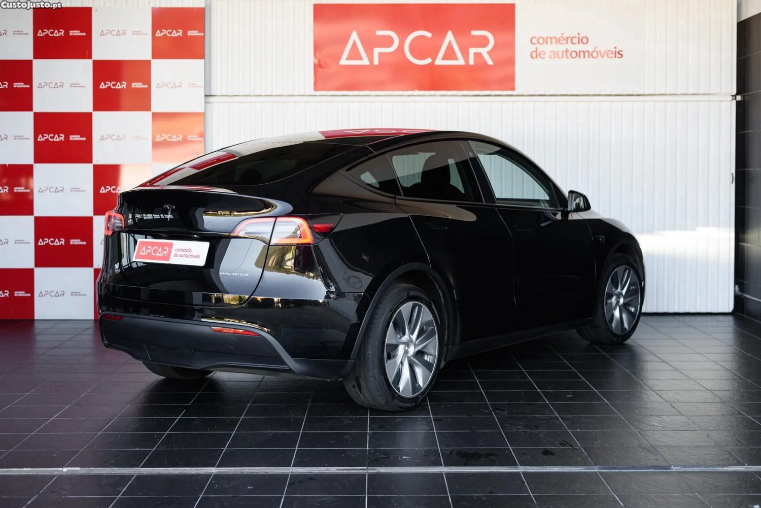 Tesla Model Y Long Range Dual Motor AWD - 22 — photo 5