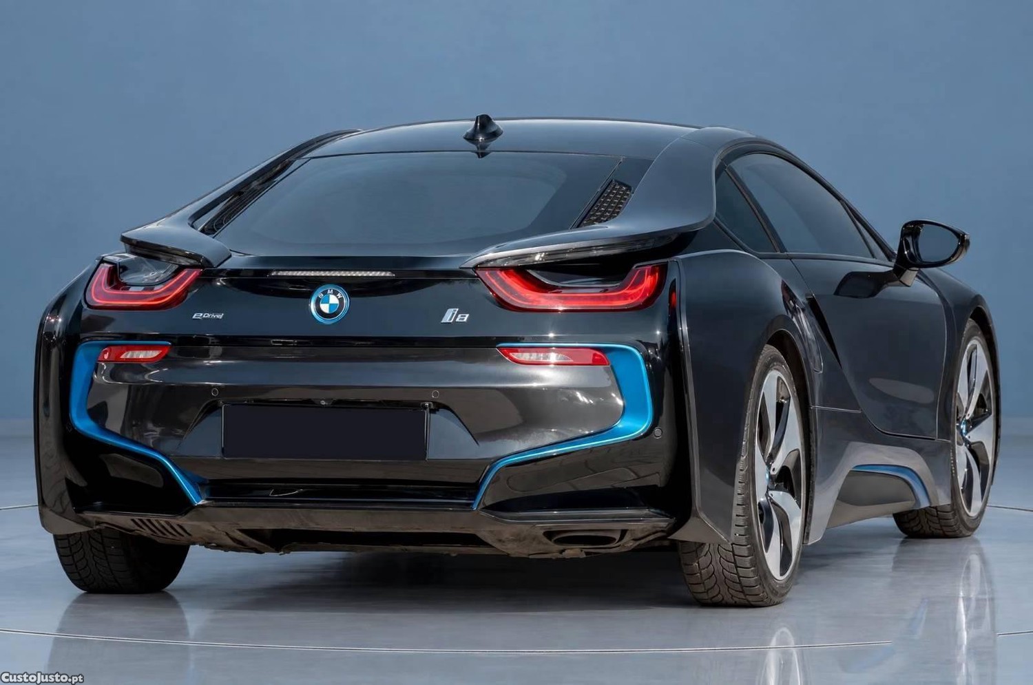 BMW i8 Coupé - 16 — photo 3