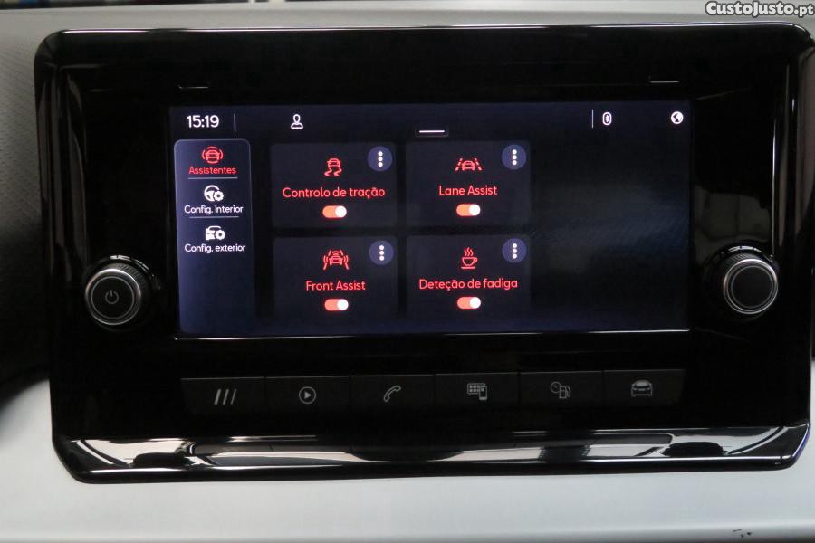 SEAT Arona 1.0 TSI Style — fotografia 13