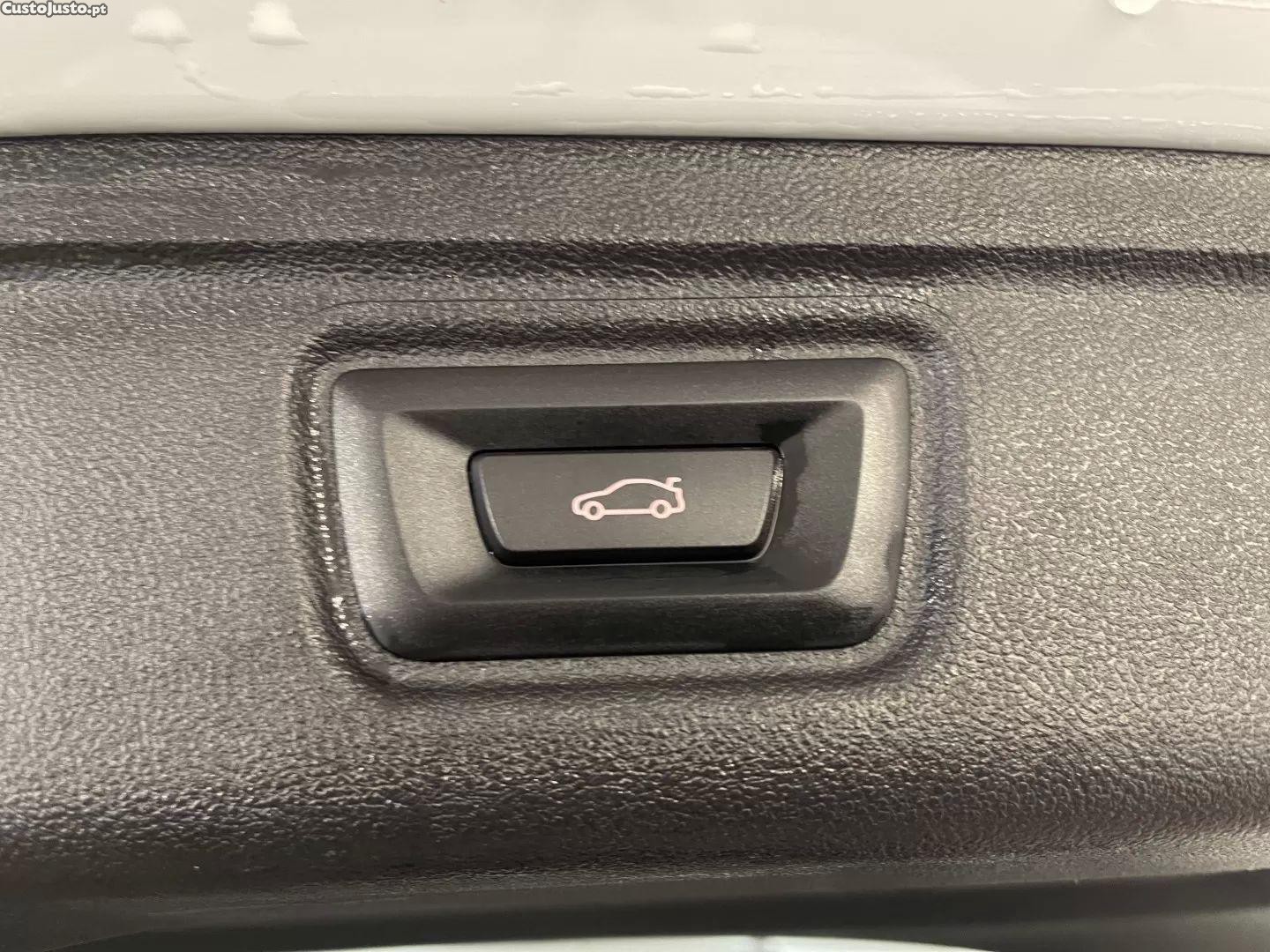 BMW 320 E pack desportivo m auto — fotografia 6