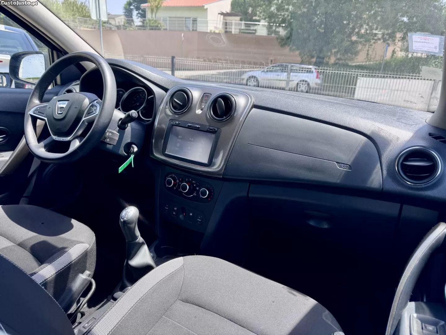 Dacia Sandero 0.9 tce stepway bi-fuel — fotografia 12