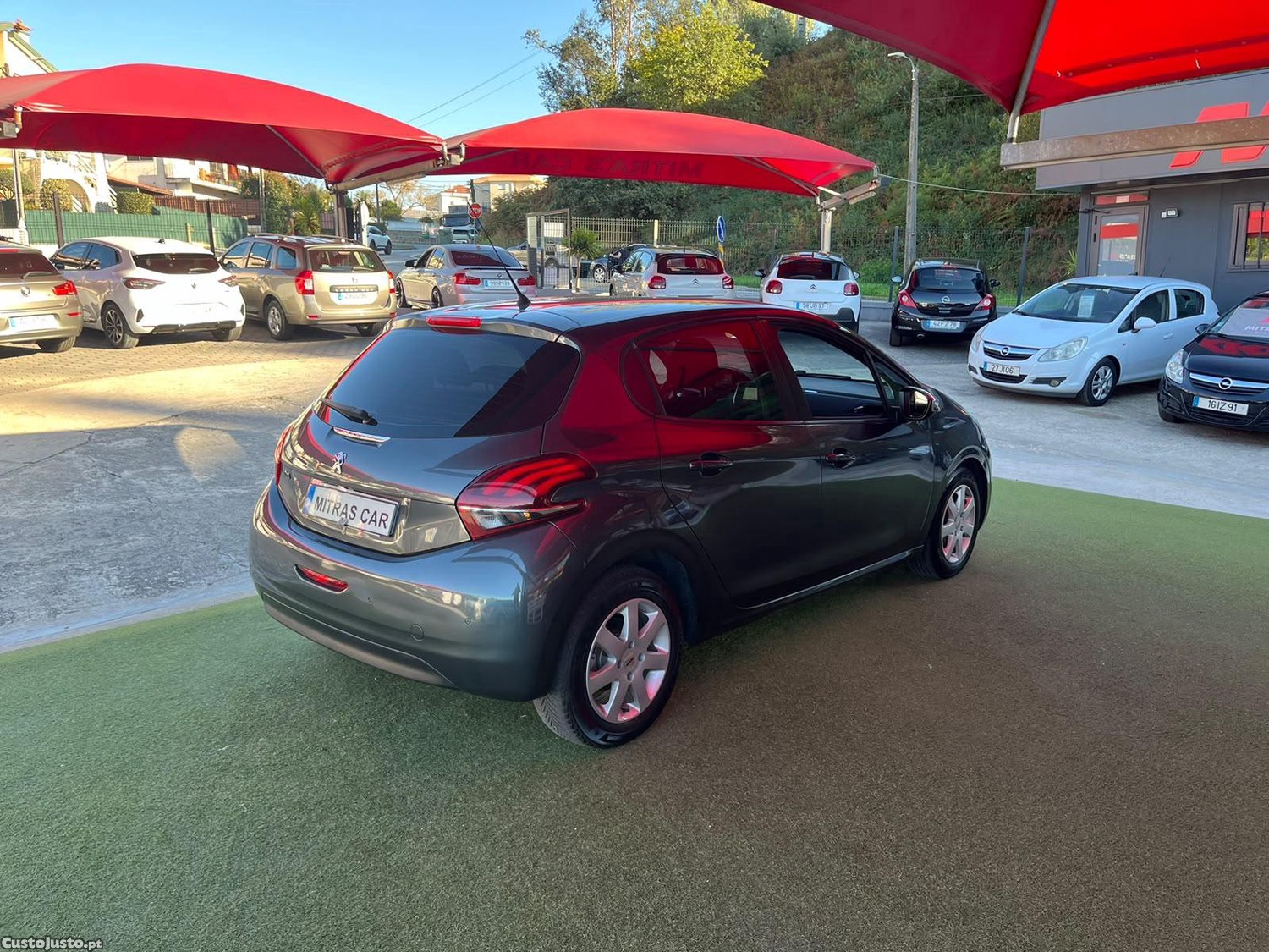 Peugeot 208 1.6 HDI | POUCOS KM's - 17 — photo 5