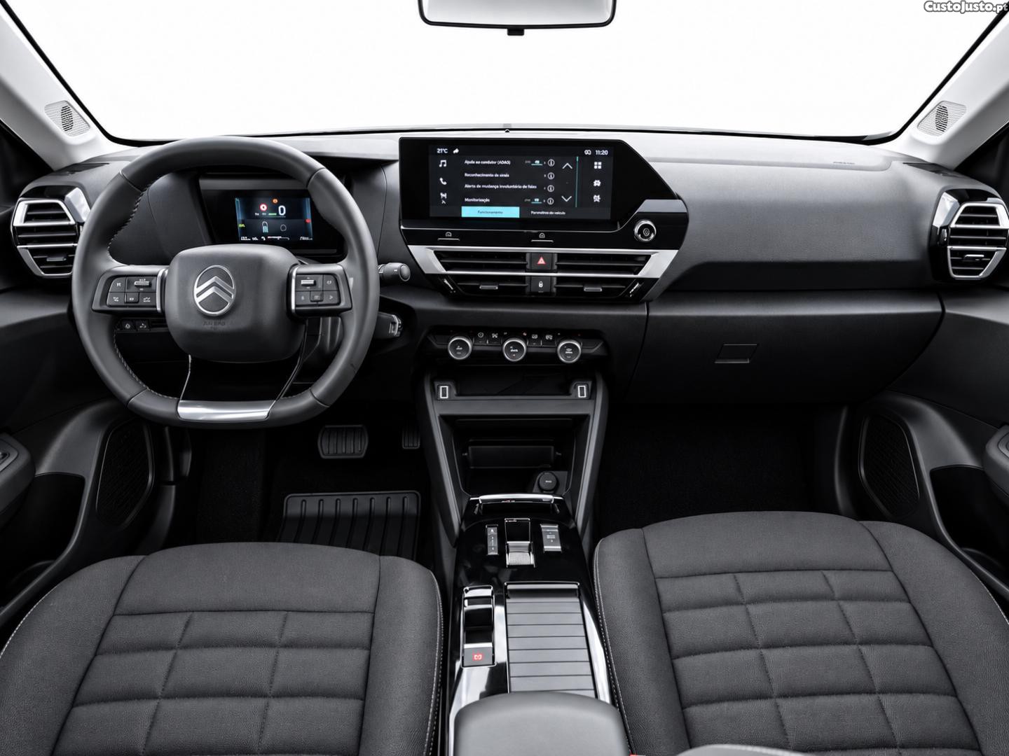 Citroën e-C4 X PLUS 156CV 54Kwh (AUTO) - 25 — photo 3