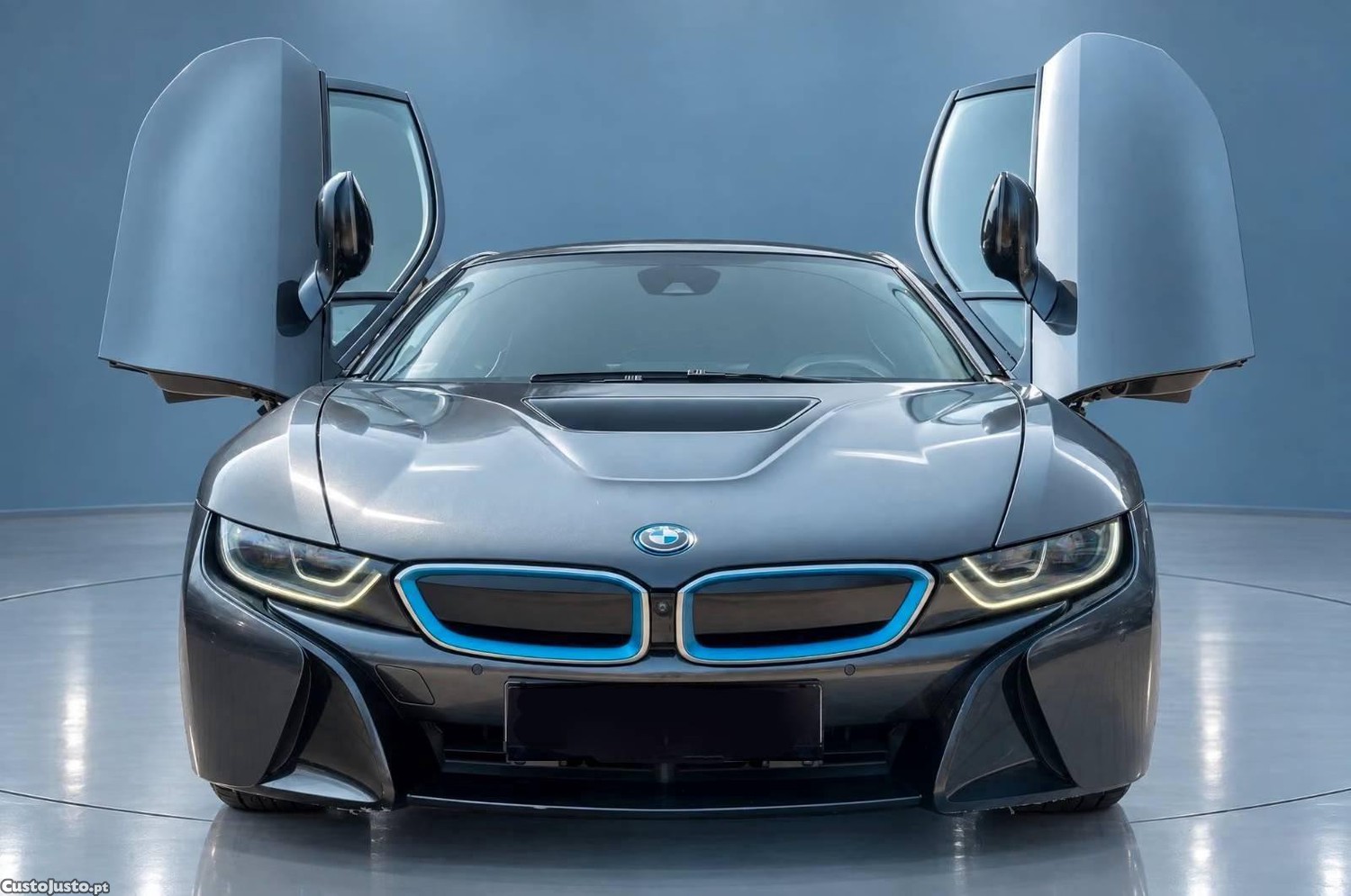 BMW i8 Coupé - 16 — photo 5