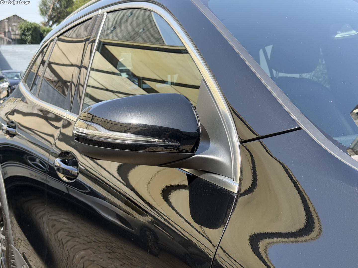 Mercedes-Benz GLA 250 e 8G-DCT Progressive — fotografia 17