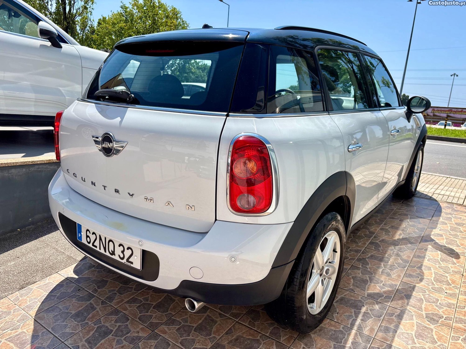 MINI Countryman ONE D PACK CHILI NACIONAL 1 ÚNICO DONO 90 CV — photo 2