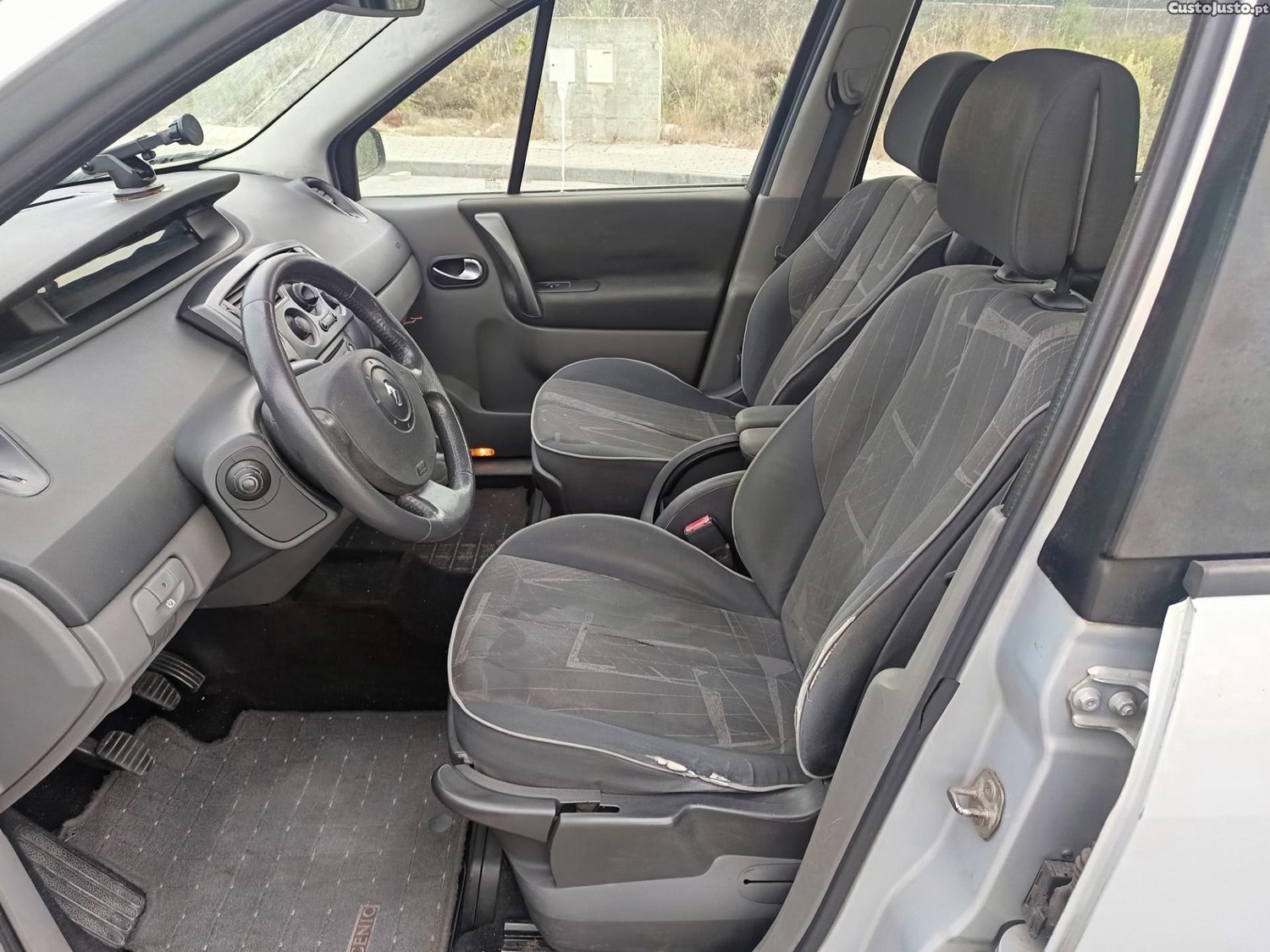 Renault Scénic Ano 2004 - 1.5 DCI - 04 — photo 5