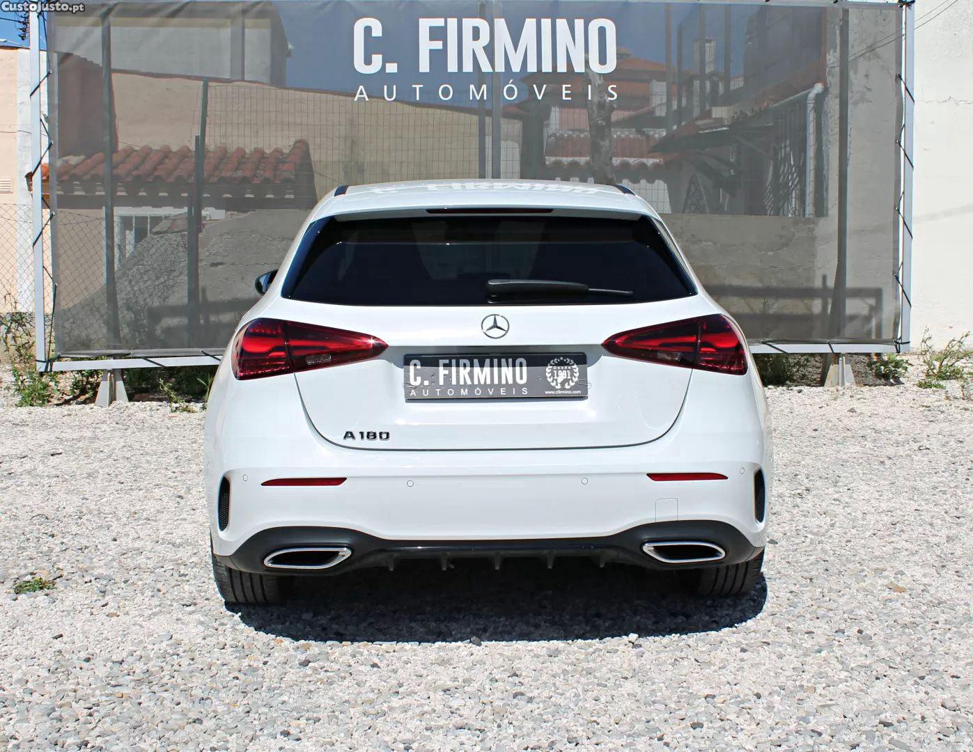 Mercedes-Benz A 180 7g-dct amg line — fotografia 18