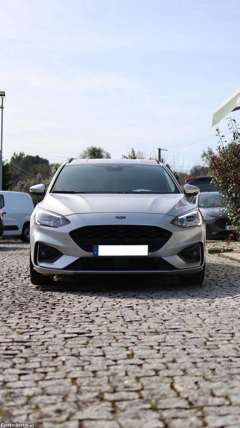 Ford Focus SW 1.5 TDCi EcoBlue ST-Line - 21 foto 3